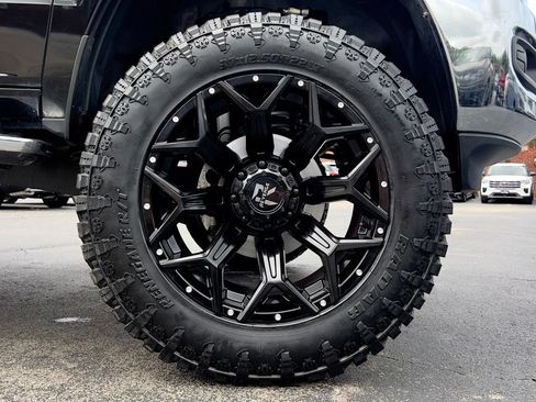 Used 2024 RAM 2500 Big Horn AWD/4WD image 37