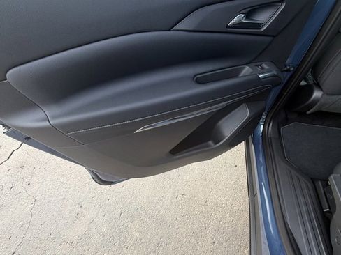 New 2026 Chevrolet Traverse LT w/ Driver Confidence Package image 9