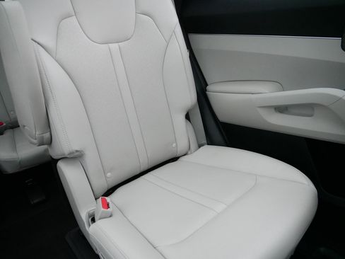 Certified 2023 Kia Sorento X-Line EX image 14