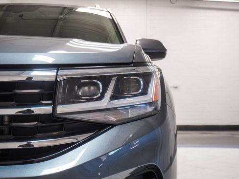 Used 2021 Volkswagen Atlas SE AWD/4WD image 32