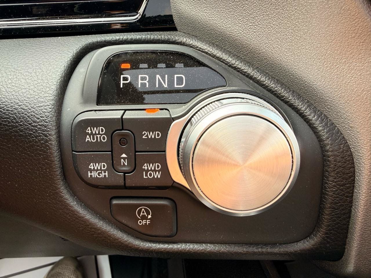 Used 2025 RAM 1500 Laramie AWD/4WD image 26