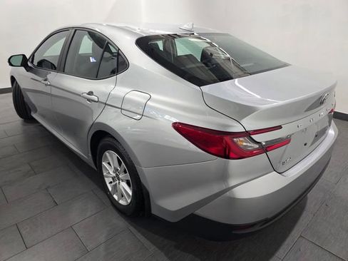 Used 2025 Toyota Camry LE w/ Convenience Package FWD image 3