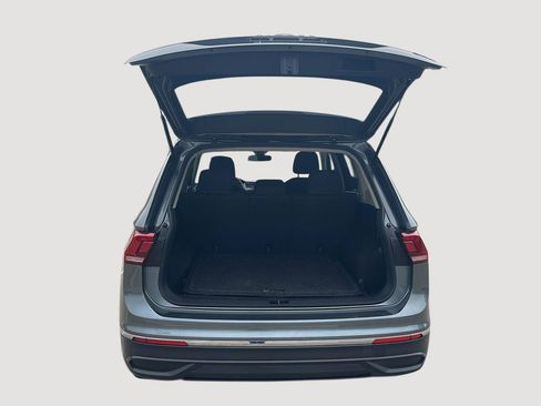 Used 2024 Volkswagen Tiguan S AWD/4WD image 32