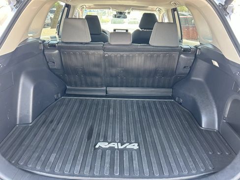 Used 2024 Toyota RAV4 XLE AWD/4WD image 10