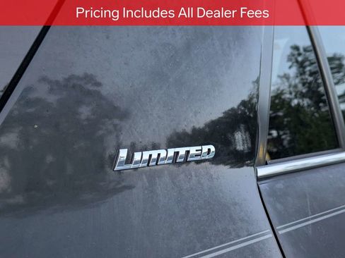 Used 2018 Toyota 4Runner Limited RWD image 9