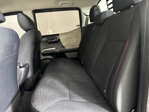 Used 2021 Toyota Tacoma SR5 AWD/4WD image 24