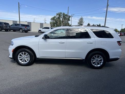 Used 2024 Dodge Durango SXT image 8
