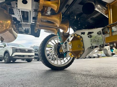 Used 2021 Ford F250 Platinum w/ Tremor Off-Road Package image 29