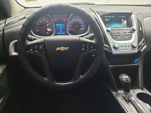 Used 2017 Chevrolet Equinox LS FWD image 22