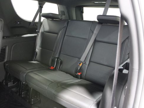 Used 2024 Chevrolet Suburban High Country w/ Advanced Technology Package AWD/4WD image 31
