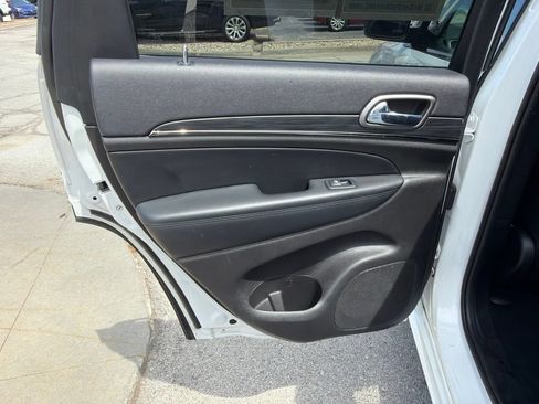 Used 2020 Jeep Grand Cherokee Limited X AWD/4WD image 19