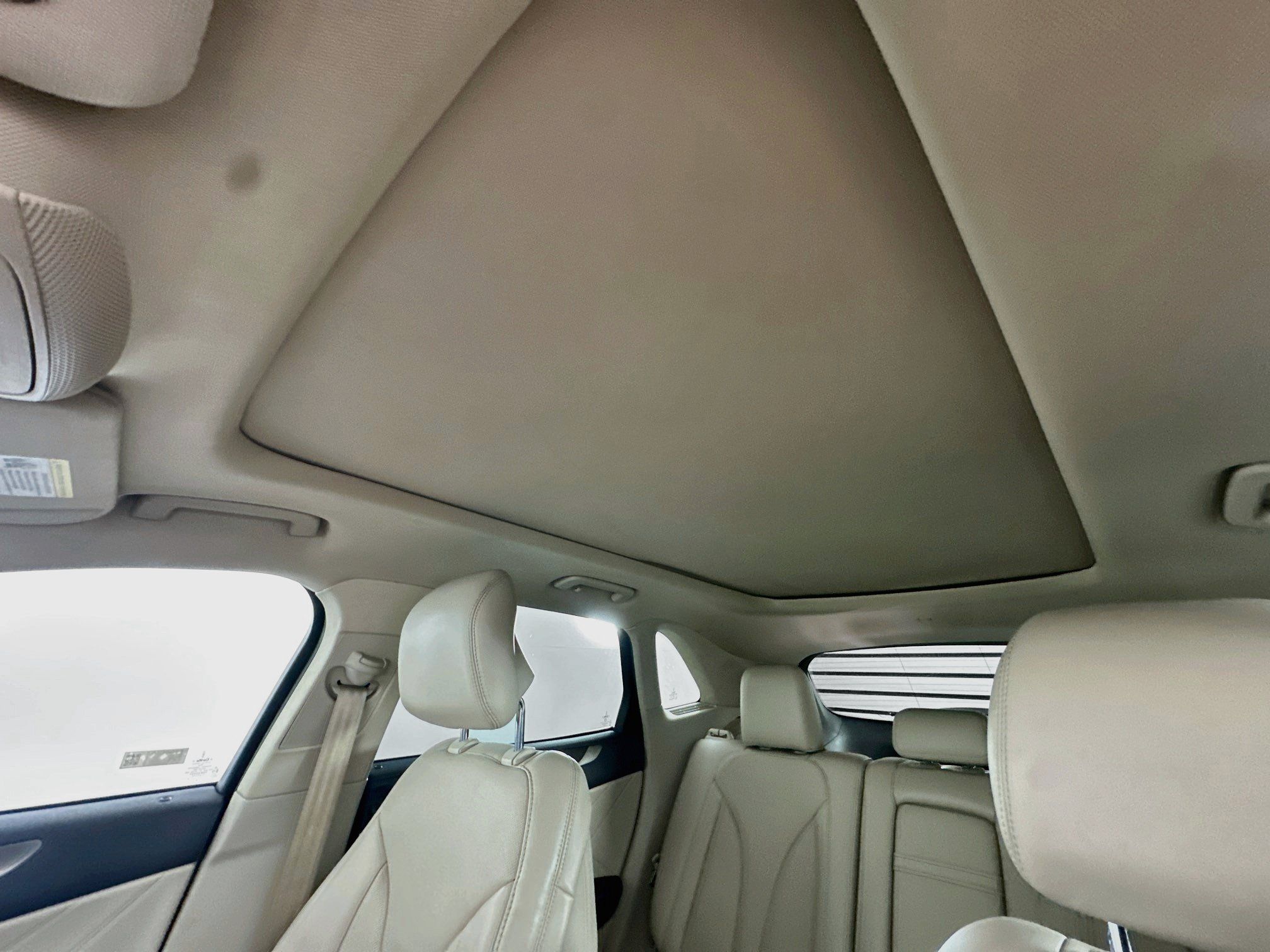 Used 2017 Lincoln MKC Reserve FWD image 25