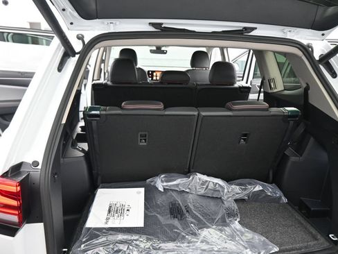 New 2026 Volkswagen Atlas Peak Edition AWD/4WD image 42