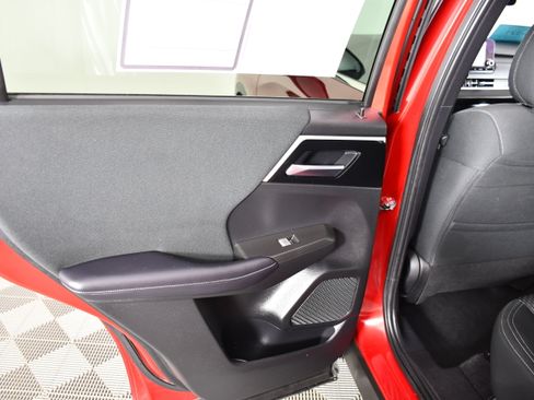 Used 2024 Mitsubishi Outlander ES AWD/4WD image 43