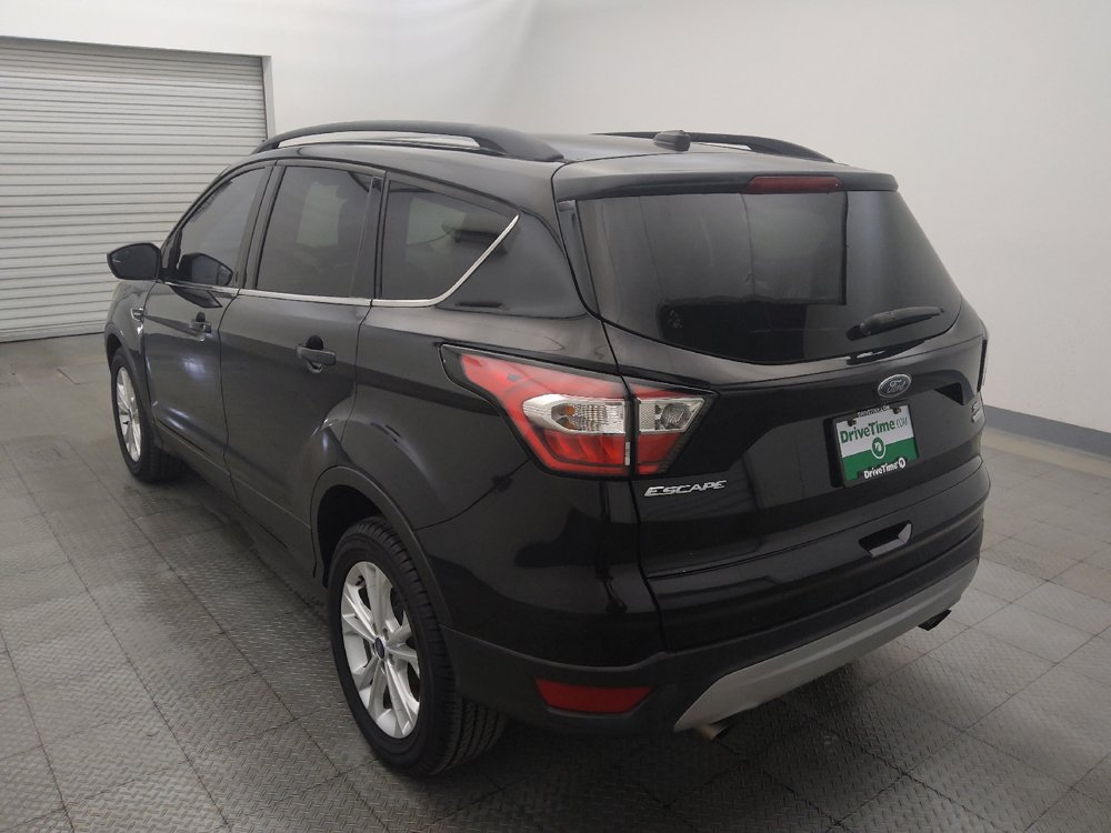 Used 2018 Ford Escape SE FWD image 5