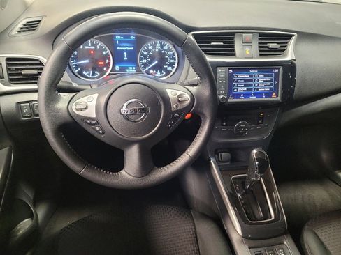 Used 2019 Nissan Sentra SR image 22