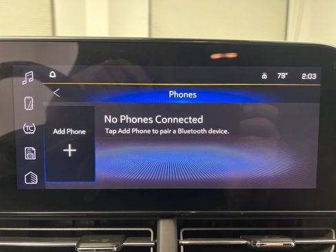 Used 2025 Chevrolet Trax LT w/ LT Convenience Package FWD image 51