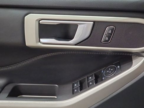 Used 2023 Ford Explorer XLT w/ Equipment Group 202A image 30