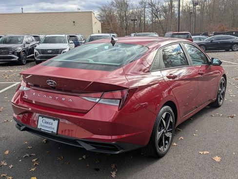 Certified 2023 Hyundai Elantra SEL w/ Convenience Package image 5