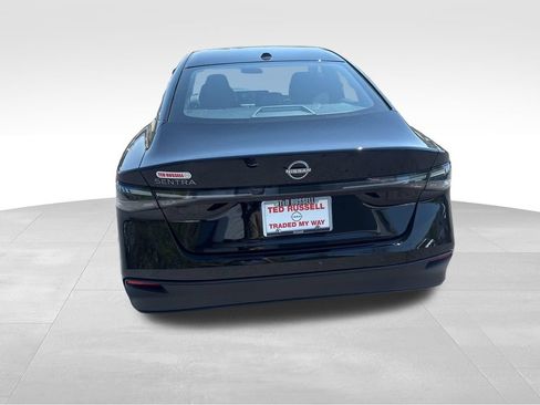 Used 2026 Nissan Sentra SV w/ Floor Mat Package FWD image 4
