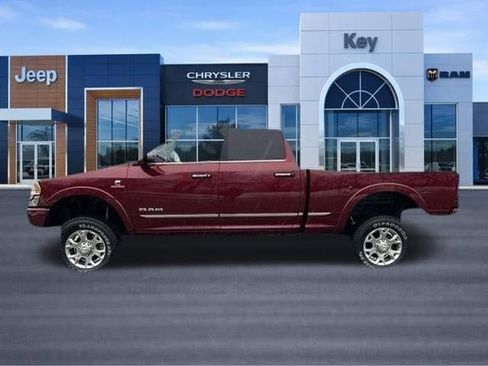 Used 2022 RAM 2500 Limited w/ Towing Technology Group AWD/4WD image 3