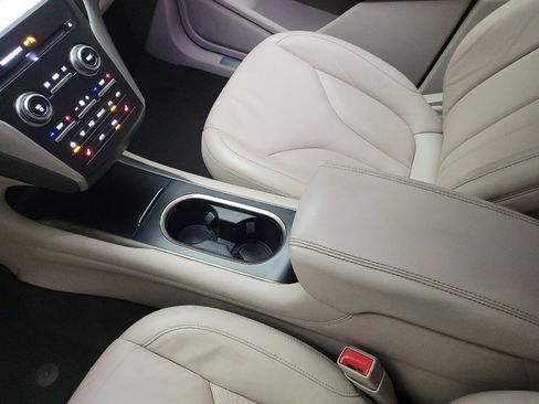 Used 2019 Lincoln MKC Select w/ Select Plus Package AWD/4WD image 26