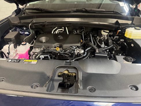 Certified 2026 Toyota Grand Highlander XLE FWD image 21
