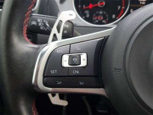 Used 2016 Volkswagen GTI SE w/ Driver Assistance Package image 22