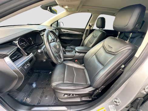 Used 2018 Cadillac XT5 Premium Luxury image 21