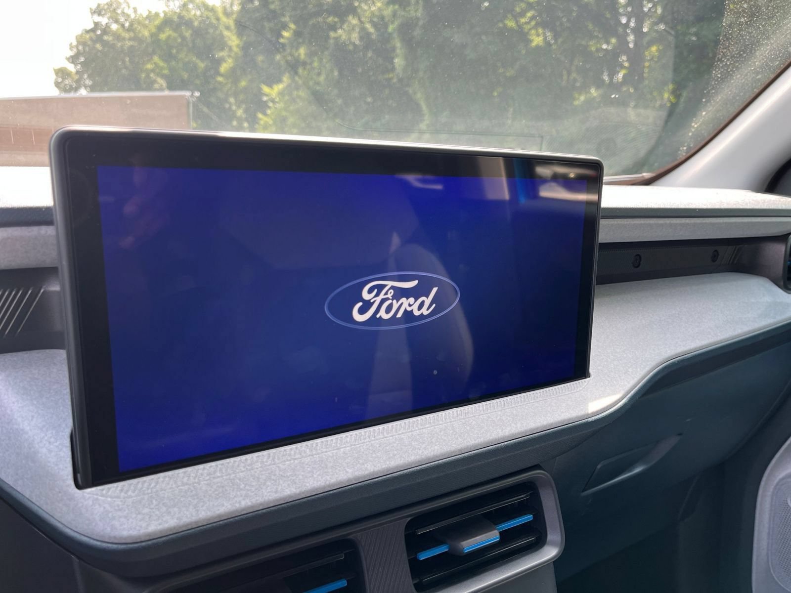 Used 2026 Ford Maverick XLT w/ Equipment Group 301A AWD/4WD image 19