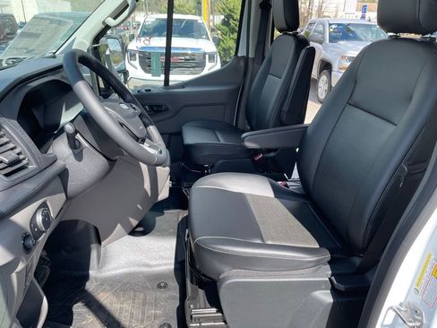 New 2026 Ford Transit 250 148 Medium Roof Extended AWD image 7