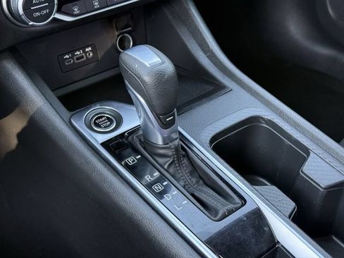Used 2021 Nissan Sentra SV FWD image 19