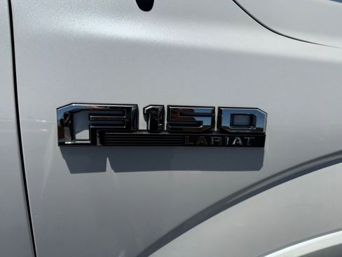Used 2017 Ford F150 Lariat AWD/4WD image 5