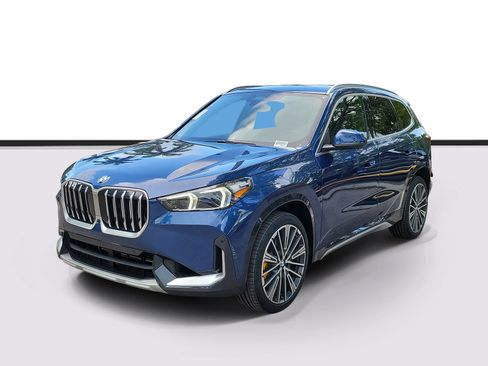 Used 2025 BMW X1 xDrive28i w/ Convenience Package AWD/4WD image 2