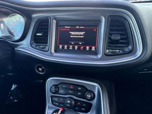 Used 2019 Dodge Challenger R/T image 31