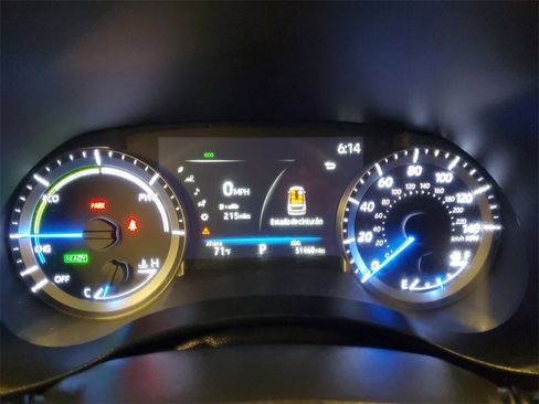 Certified 2023 Toyota Highlander XLE image 25