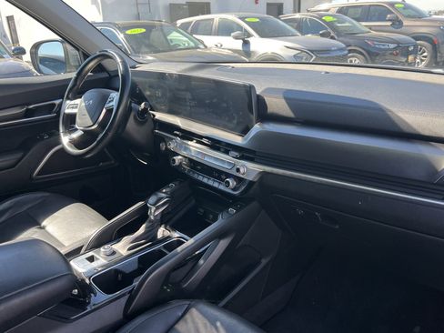 Used 2023 Kia Telluride S w/ S Sunroof Package image 14