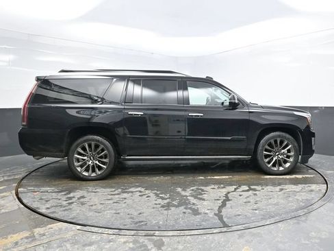 Used 2020 Cadillac Escalade ESV Platinum w/ Escalade Sport Edition AWD/4WD image 9