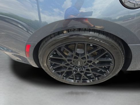 Used 2021 Chevrolet Camaro LT RWD image 31