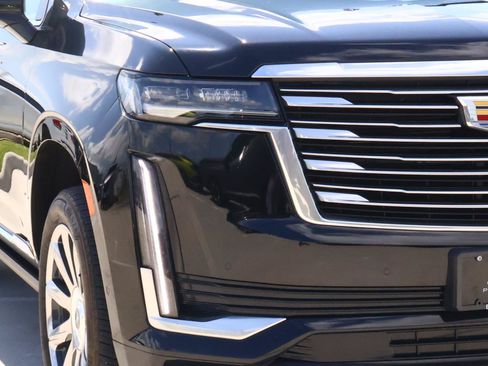 Certified 2024 Cadillac Escalade ESV Premium Luxury Platinum AWD/4WD image 9