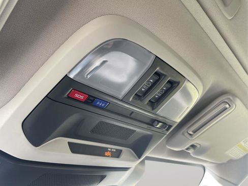 Certified 2024 Subaru Crosstrek 2.0i Premium image 13