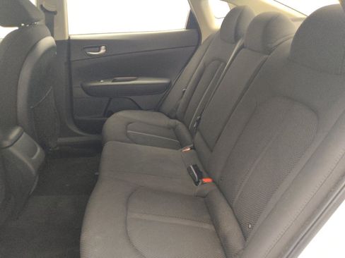 Used 2019 Kia Optima LX image 18