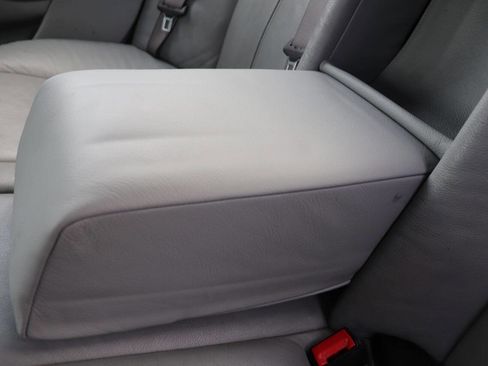 Used 2002 BMW 530i Sedan image 43