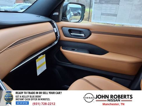 New 2026 Nissan Armada SL w/ Captain's Chari Seat Package image 8