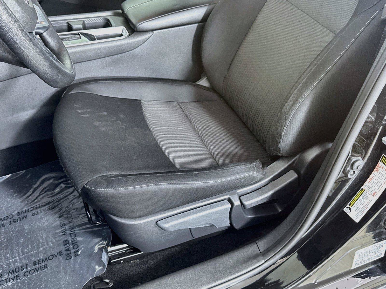 Used 2025 Nissan Sentra SV FWD image 18