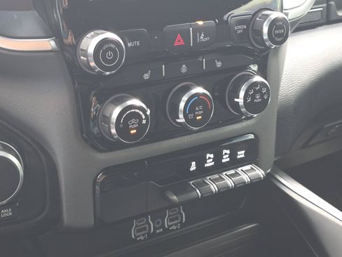 Used 2025 RAM 1500 Big Horn AWD/4WD image 25