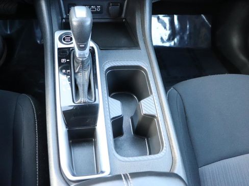 Used 2024 Nissan Sentra SV FWD image 33