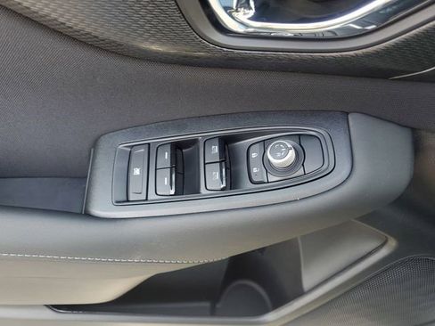 Used 2025 Subaru Outback Premium w/ Popular Package #1A image 16