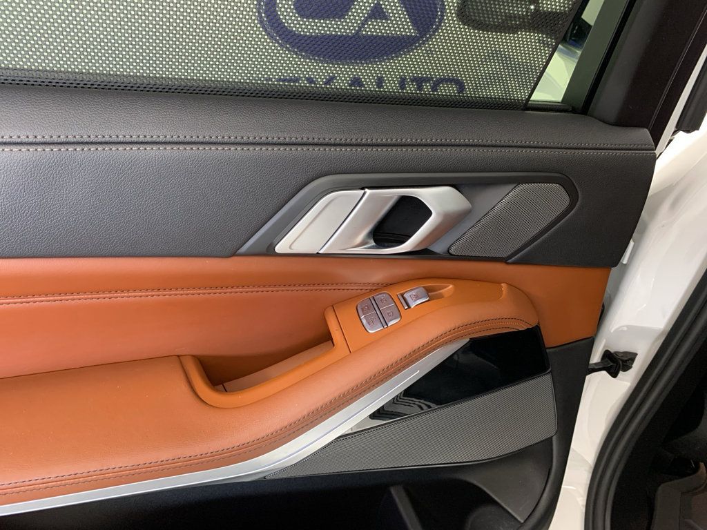 Used 2019 BMW X7 xDrive40i w/ Premium Package AWD/4WD image 32