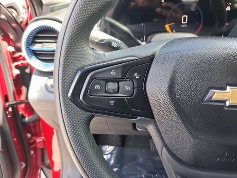 Used 2026 Chevrolet Trax LT FWD image 17